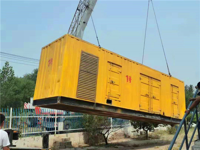 宜川300KW柴油发电机组油耗是多少?